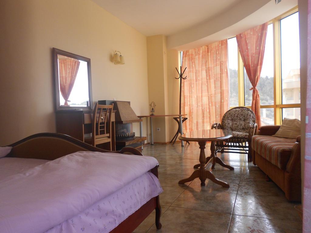 Montenegrin Inn Охрид Екстериор снимка